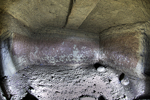 Tomba con pareti dipinte e columen