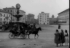 Piazza della Rocca nel film I Vitelloni di Fellini