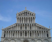 Il Duomo, parte superiore della facciata